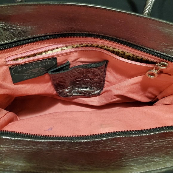 Cavalcanti Metallic Shoulder Bag - Picture 4 of 7